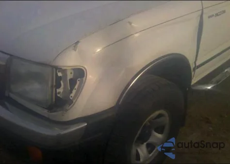 1999 Toyota Tacoma Xtracab Prerunner z USA, uszkodzony, nr VIN 4TASM92N2XZ541076